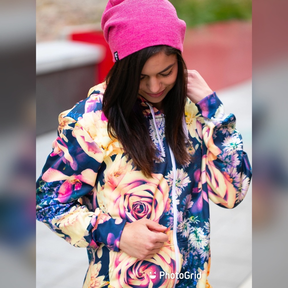 Electro Threads M VINTAGE FLOWERS ADULT ONESIE - Picture 2 of 10
